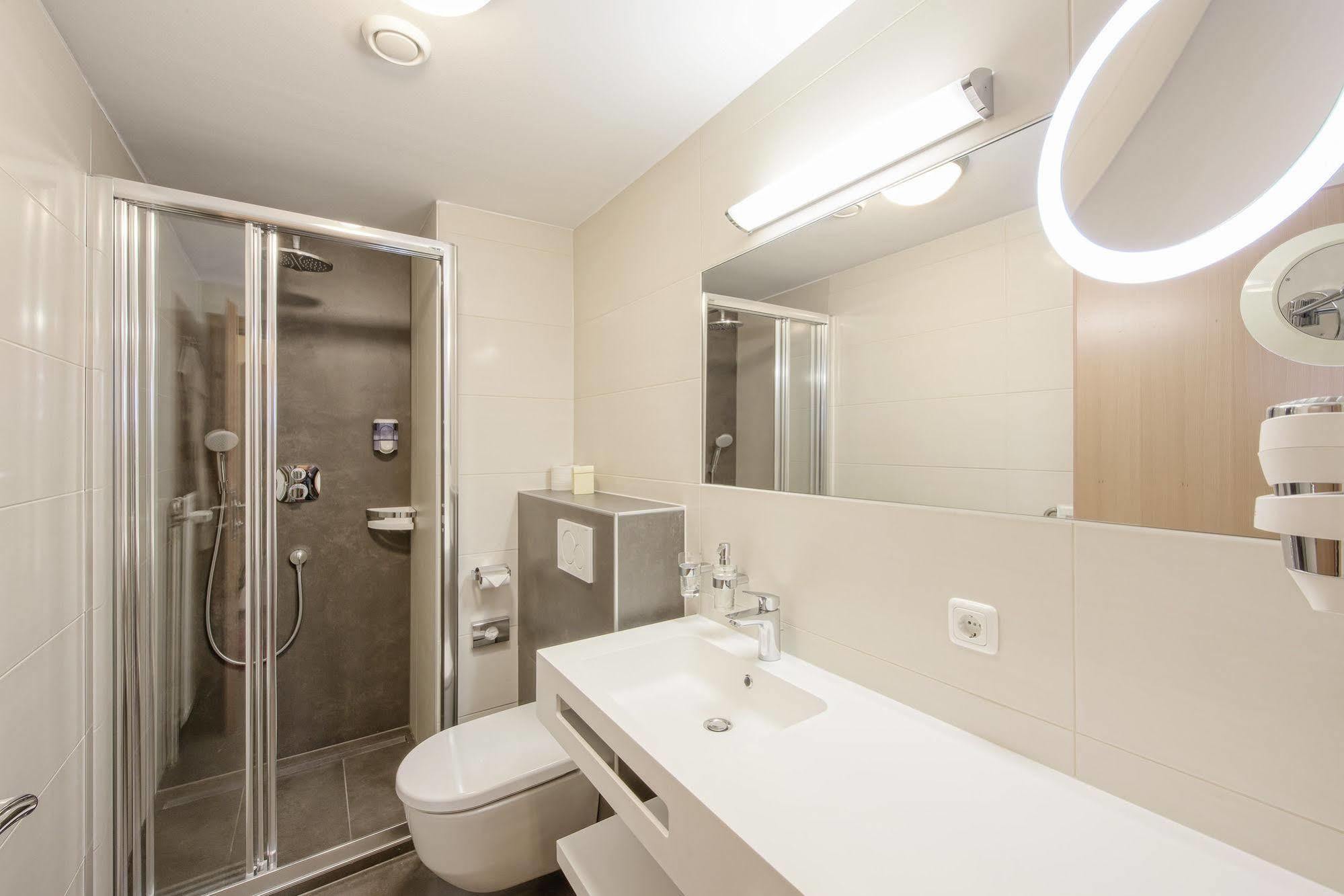 Hotel Mader Steyr Luaran gambar